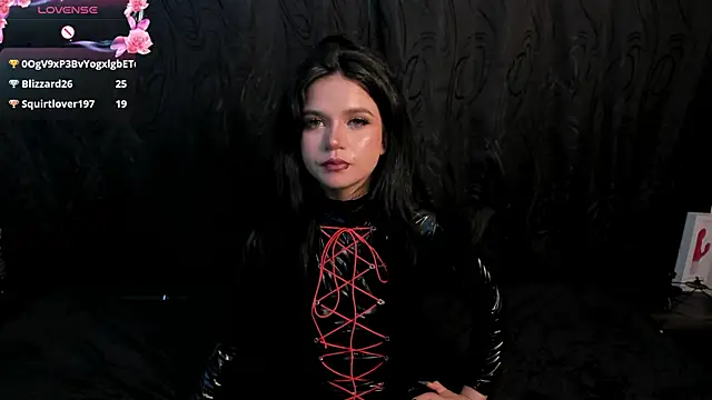 Snapshot of Kylie-fox chatting on February 18, 4:26 am Kylie-fox online show from February 18, 4:26 am