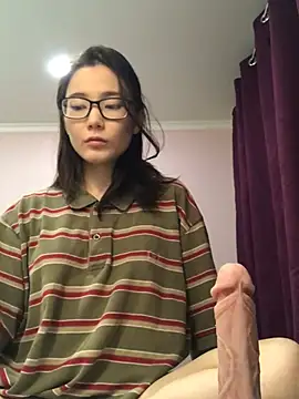 Snapshot of Milka23 chatting on January 16, 1:47 pm Milka23 online show from January 16, 1:47 pm