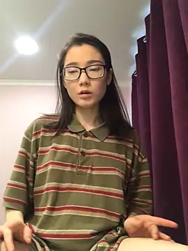 Snapshot of Milka23 chatting on January 18, 10:06 am Milka23 online show from January 18, 10:06 am
