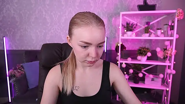 EmilySunshineS online show from September 25, 6:06 am