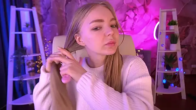 EmilySunshineS online show from February 4, 7:14 am