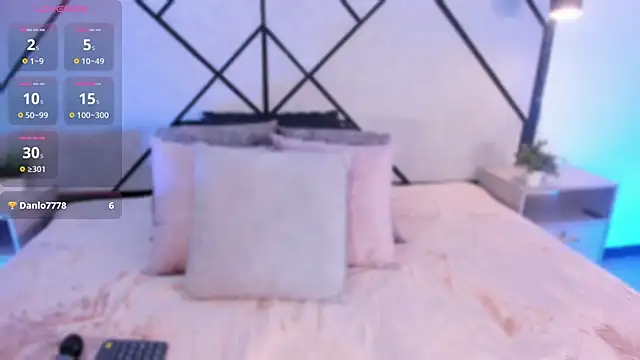 marie miller  online show from December 4, 12:25 pm