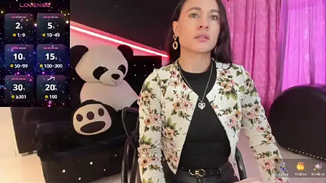 Coral Gibson online show from October 9, 12:25 pm