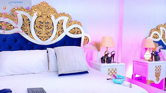 AshleyFerri online show from November 14, 11:09 am