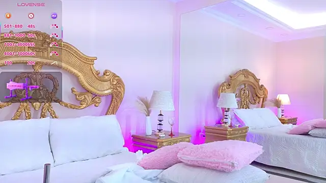 Snapshot of AshleyFerri chatting on March 28, 11:10 am AshleyFerri online show from March 28, 11:10 am