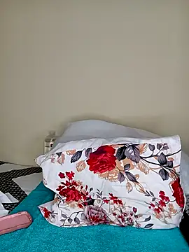 Snapshot of Hotty-boobsxxx chatting on July 16, 7:36 am Hotty-boobsxxx online show from July 16, 7:36 am