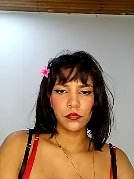 Snapshot of misskitty19-01 chatting on December 14, 8:23 am misskitty19-01 online show from December 14, 8:23 am