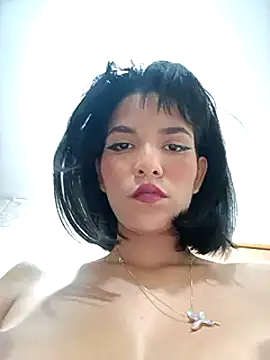 Snapshot of misskitty19-01 chatting on January 3, 11:12 pm misskitty19-01 online show from January 3, 11:12 pm