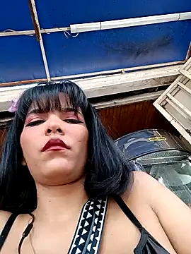 Snapshot of misskitty19-01 chatting on January 14, 2:22 pm misskitty19-01 online show from January 14, 2:22 pm