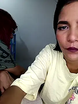 Snapshot of misskitty19-01 chatting on February 11, 10:04 am misskitty19-01 online show from February 11, 10:04 am