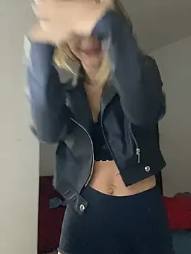 Snapshot of Carolinen chatting on January 27, 4:52 am Carolinen online show from January 27, 4:52 am