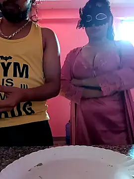 saviverma2024 online show from December 17, 6:24 am