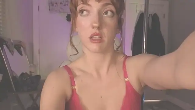 foxxyyyred online show from March 23, 5:00 am