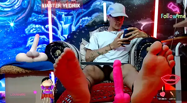 Snapshot of Yedrix chatting on February 16, 2:53 am Yedrix online show from February 16, 2:53 am