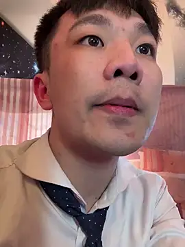 ex199212 online show from March 18, 2:26 pm