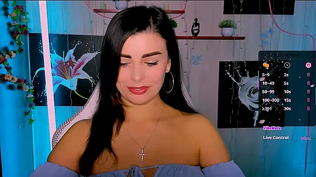 KayWuds online show from February 7, 7:56 am