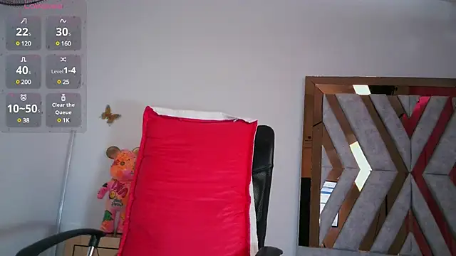 littleayshel online show from January 18, 8:51 pm