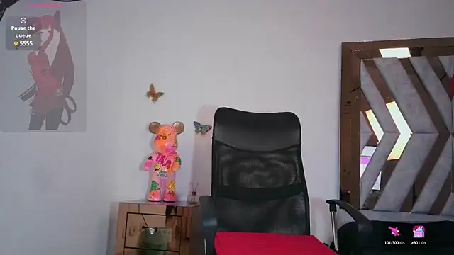 littleayshel online show from February 5, 5:09 pm