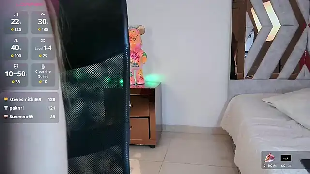 littleayshel online show from March 1, 8:31 pm