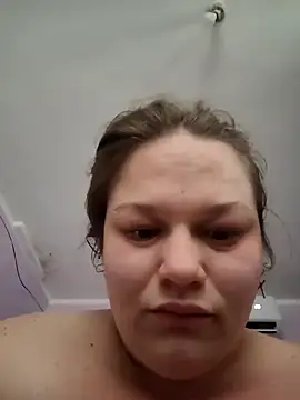 Snapshot of Molly_Greyy chatting on December 2, 7:14 am Molly Greyy online show from December 2, 7:14 am