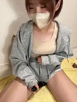 Snapshot of -x_MIU_x chatting on October 22, 9:31 am -x MIU x online show from October 22, 9:31 am