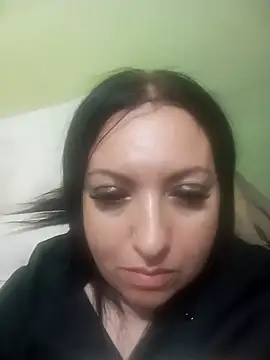 Snapshot of Veronica-Celie chatting on May 3, 11:44 pm Veronica-Celie online show from May 3, 11:44 pm