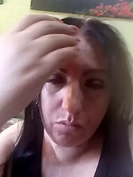 Snapshot of Veronica-Celie chatting on May 29, 6:22 am Veronica-Celie online show from May 29, 6:22 am