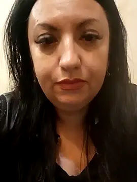 Snapshot of Veronica-Celie chatting on June 3, 8:03 pm Veronica-Celie online show from June 3, 8:03 pm