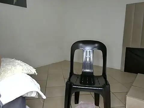 Pearl 00 online show from March 2, 12:31 am