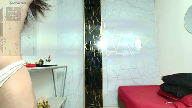 Snapshot of Celestial_Queen_ chatting on April 25, 1:41 pm Celestial Queen online show from April 25, 1:41 pm