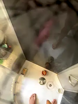 lescro95  online show from October 8, 12:58 pm