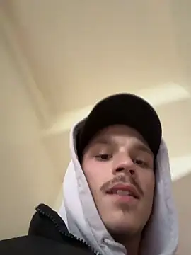 lescro95  online show from October 24, 3:19 pm