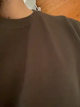 Dikkiduohottt online show from February 18, 3:52 pm