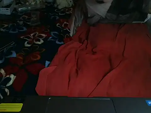 VeneRed online show from March 9, 7:07 pm