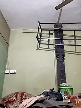 Snapshot of fantasticdickandballsss chatting on January 6, 10:56 pm fantasticdickandballsss online show from January 6, 10:56 pm