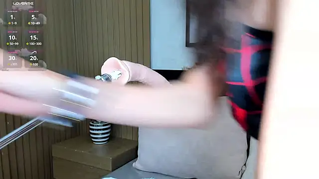 doll bella  online show from April 10, 7:51 pm