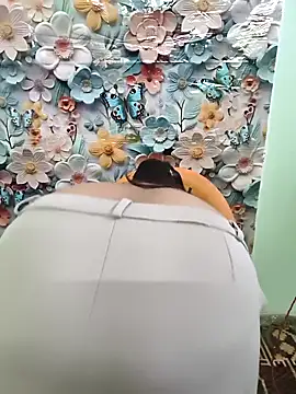 Snapshot of Cute_payal0 chatting on February 17, 11:02 am Cute payal0 online show from February 17, 11:02 am