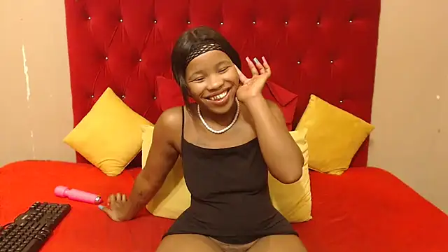 sexyboitypetite23 online show from January 21, 6:11 am