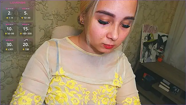 DolphinDreams online show from February 5, 3:42 pm