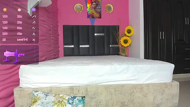 Snapshot of valeria_hurtado chatting on March 15, 3:07 am valeria hurtado online show from March 15, 3:07 am