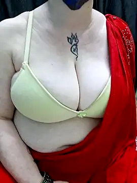 Snapshot of Raja_Ranii chatting on July 26, 3:08 pm Raja Ranii online show from July 26, 3:08 pm