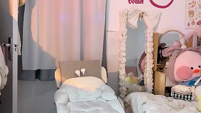 Carly 1 online show from December 20, 3:31 pm