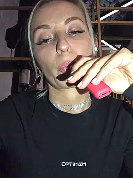 Diamond Bunny  online show from December 24, 6:17 pm