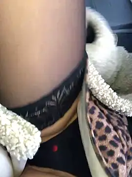 Diamond Bunny  online show from January 11, 10:29 am