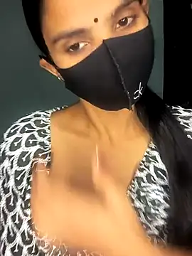 cute simmy0 online show from March 26, 3:28 pm