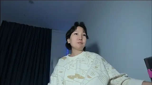 Snapshot of himeros_goddess chatting on December 2, 5:37 am himeros goddess online show from December 2, 5:37 am