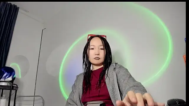 Snapshot of himeros_goddess chatting on January 24, 1:13 am himeros goddess online show from January 24, 1:13 am