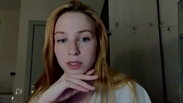 Snapshot of Mary_Av chatting on June 7, 8:23 pm Mary Av online show from June 7, 8:23 pm