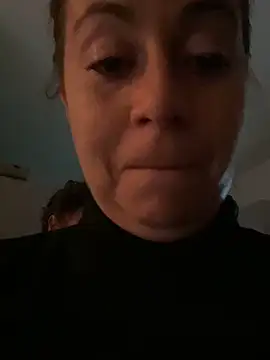 Lyannabuena69 online show from April 16, 5:19 am