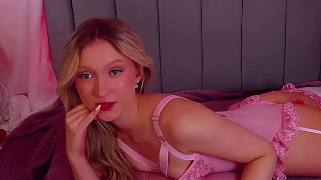 MiaNixan online show from January 9, 7:22 am